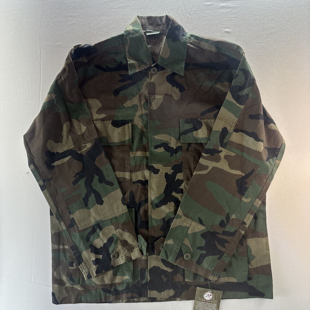 NWT U.S. Military Woodland Camo BDU Field Jacket Mens M Reinforced Elbows Rothco